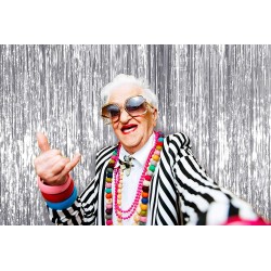 Kurtyna srebrna imprezowa metaliczna tło foto