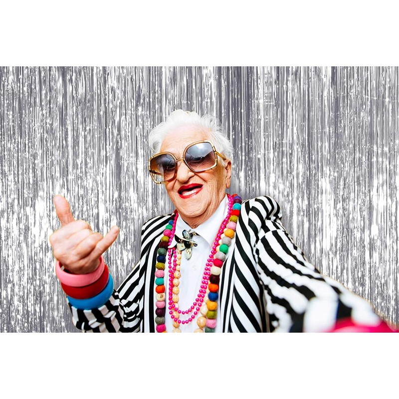 Kurtyna srebrna imprezowa metaliczna tło foto