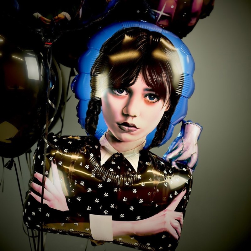Duży balon foliowy Wednesday Addams