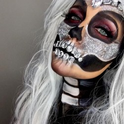 Maska Kryształowa Czaszka Szkieletor Kryształki Naklejki