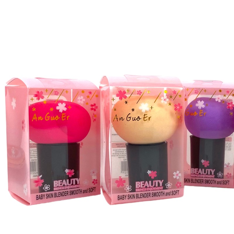 Różowa gąbka do makijażu 1 sztuka