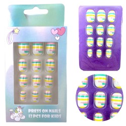 Paznokcie samoprzylepne...