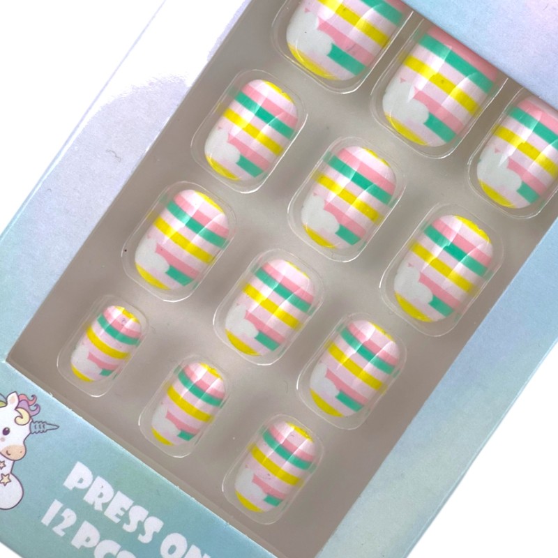 Paznokcie samoprzylepne pastelowe unicorn chmurki