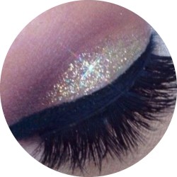 Paletka cieni cienie matowe i brokatowe smoke eyes glitter