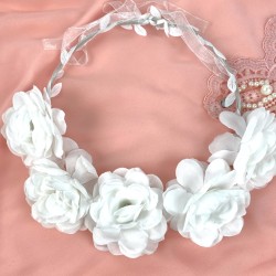 Biały Wianek komunijny WESELNY Sesja zdjęciowa kwiaty