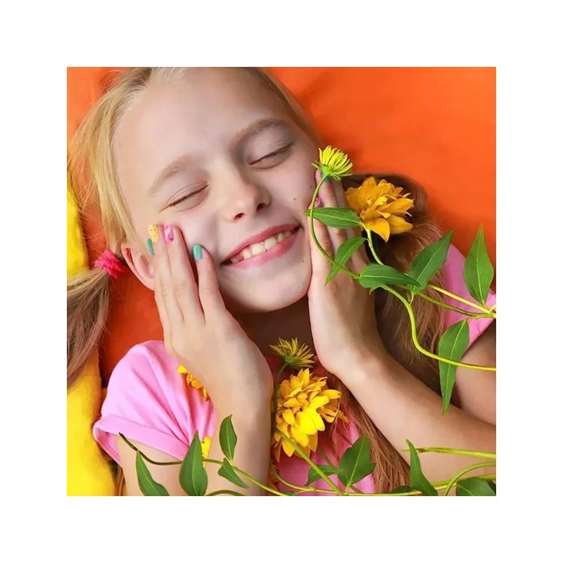 Paznokcie samoprzylepne kwiaty