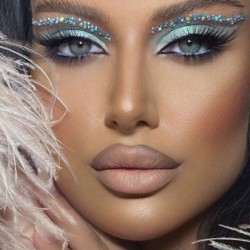 Naklejki Kryształki ozdobne twarz ciało Holograficzne opalizujące FaceGem