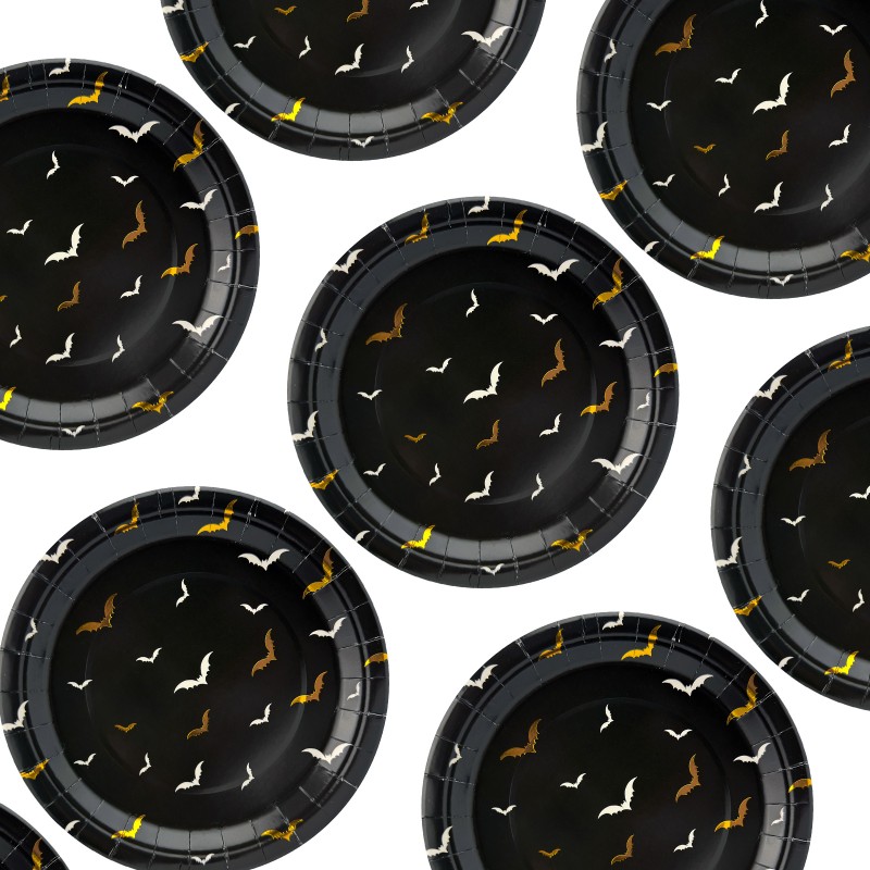 Talerzyki Halloween Nietoperze czarno złote papierowe 18 cm 8szt
