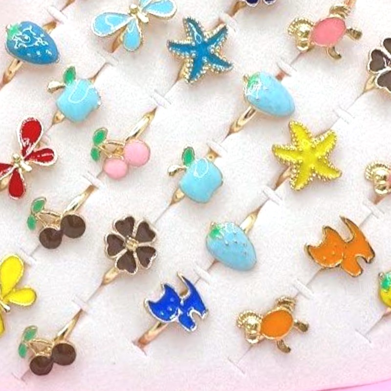 Pierścionki dziecięce emaliowane z regulacją 36 szt.