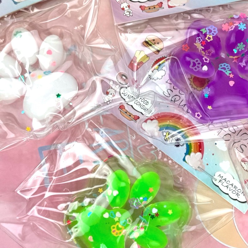 Gniotek Mochi Kocia Łapka Pow cekiny