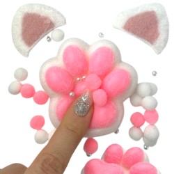 Kocia łapka z uszkami...