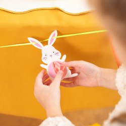 Girlanda z Królikami i marchewkami