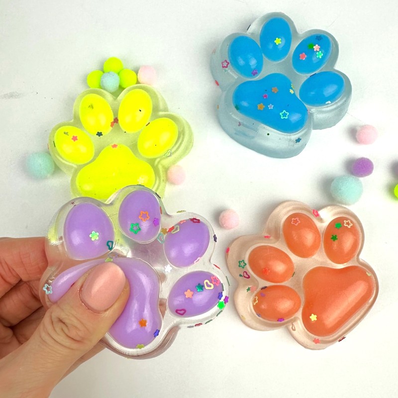 Gniotek Mochi Kocia Łapka Pow cekiny