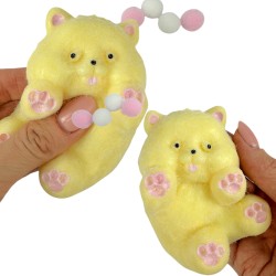 Gniotek kotek biały z różowymi łapkami i kuleczkami