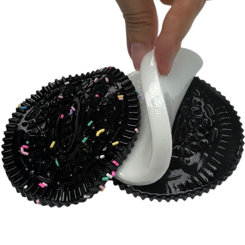 Gniotek taba Oreo Jumbo z posypką 10x10cm