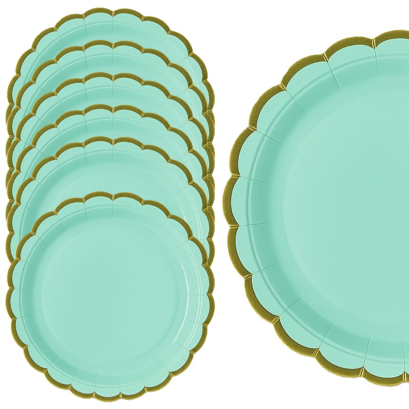 Zestaw talerzyków i kubeczków miętowych ze złotym brzegiem