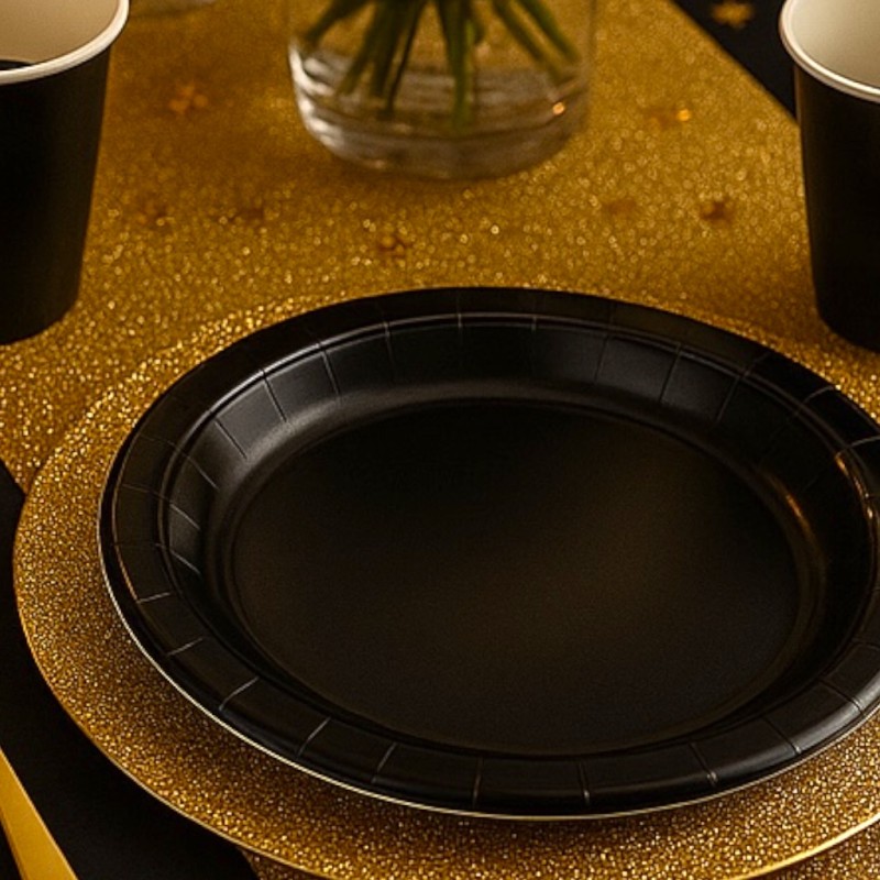 Zestaw 10 czarnych talerzyków jednorazowych 23 cm