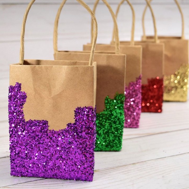 Brokat dekoracyjny serduszka 6 kolorów 60g