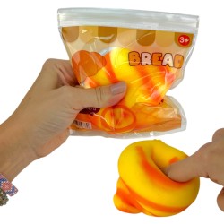 Gniotek squishy rogalik maślany chlebek 12 cm 1 szt.
