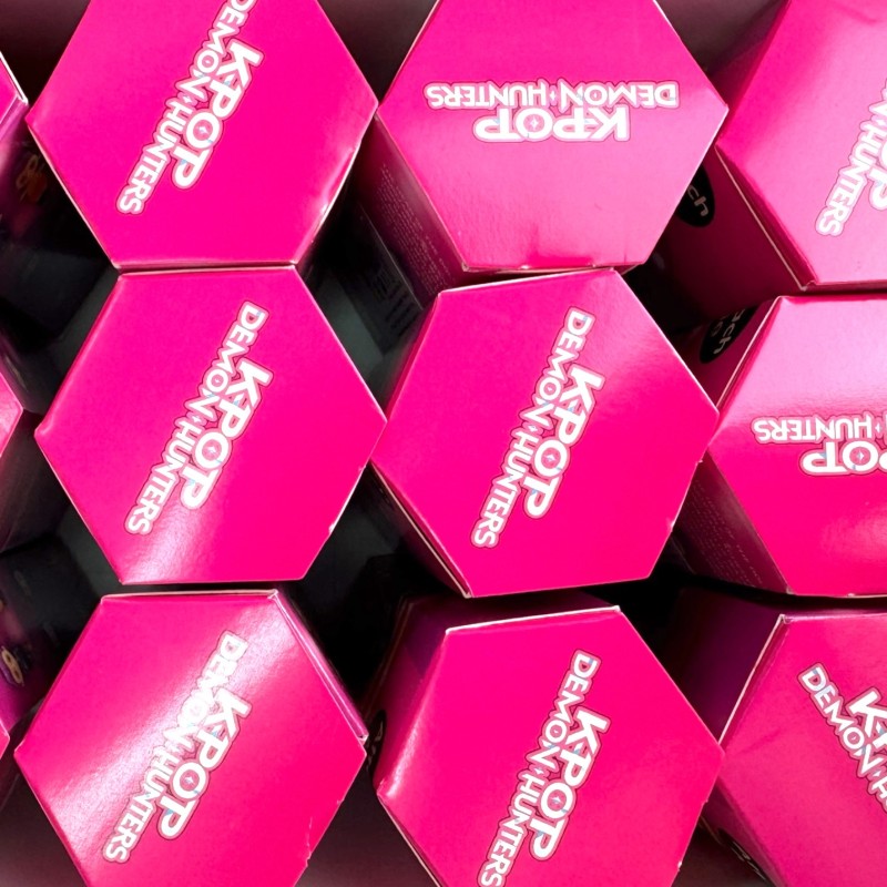 Figurka Kpop Demon Hunters Huntrix 1 szt. na telefon i laptop