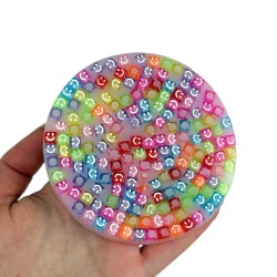 Gniotek slime z kolorowymi koralikami literki i emotki 1 zestaw