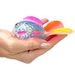 Gniotek ryba gel brokatowy slow rising 10 cm 1 sztuka