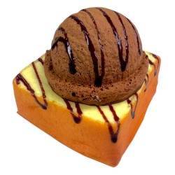 Squishy gniotek Slow Rising pachnące ciastko z lodami 7x7 cm