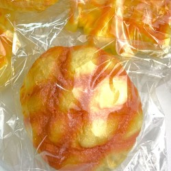 Squishy gniotek bułka kajzerka 1 szt. pachnące pieczywo 10x5 cm